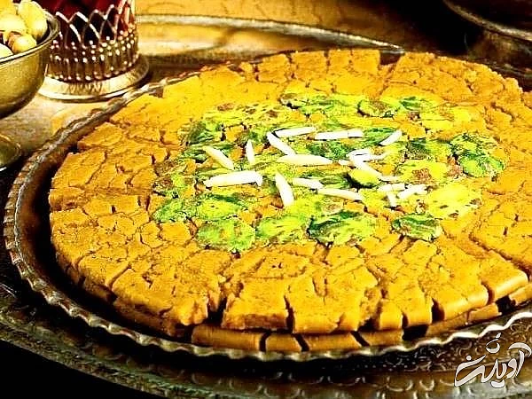 سوهان از سوغات شهر قم سوهان